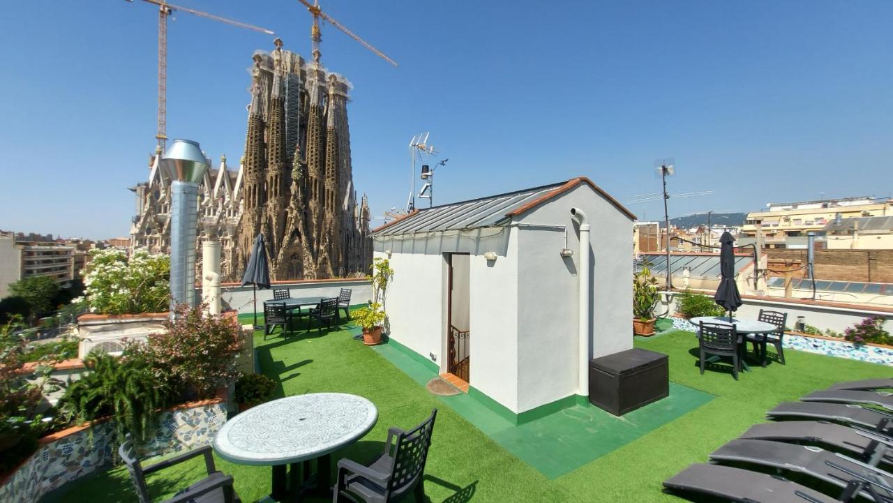 Absolute Sagrada Familia Apartment Barcelona Exterior photo