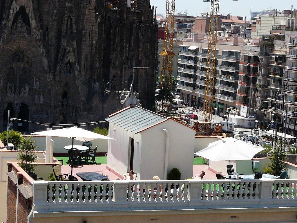 Absolute Sagrada Familia Apartment Barcelona Exterior photo